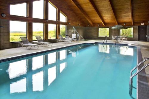 Фотография гостиницы AmericInn by Wyndham Baudette