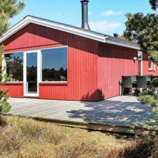 Фотографии гостевого дома
Three-Bedroom Holiday home in Rømø 35