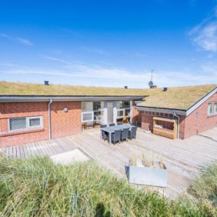 Фотография гостевого дома Holiday home Henne XXII