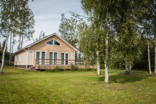 Фотографии гостевого дома
Уютные дома в Заячьей Горке