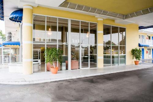 Фотография мотеля Rodeway Inn Clearwater-Largo