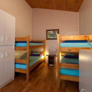 Фотографии хостела
Dougies Backpackers Resort