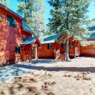 Фотографии гостевого дома
Delightful Donner Main House