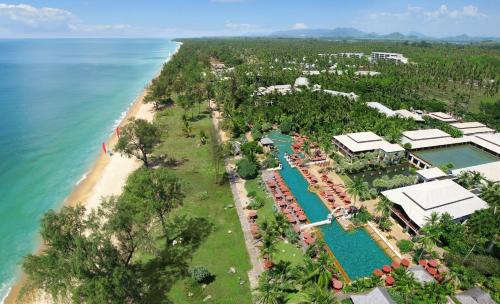 Фотография гостиницы JW Marriott Phuket Resort and Spa - SHA Extra Plus