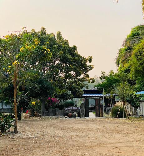 Фотография гостиницы Nong Or Blue House Resort