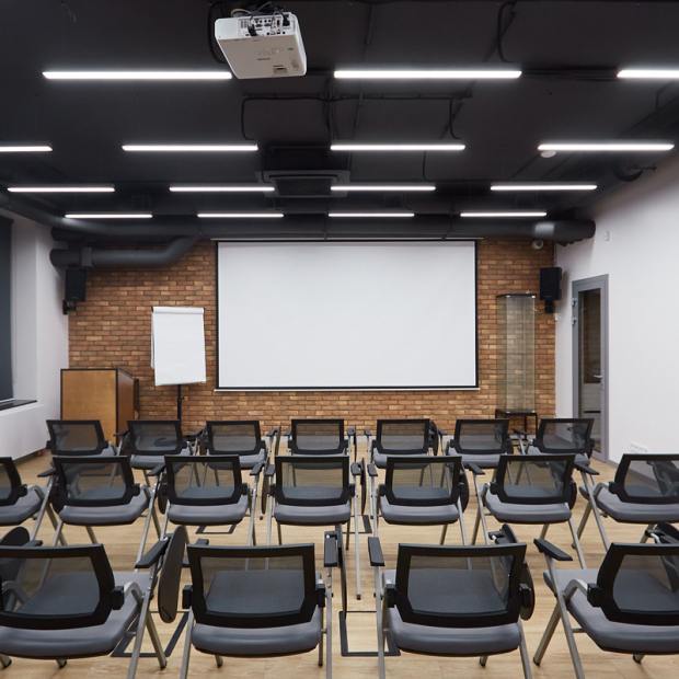 Фотографии конференц-зала 
            Конференц-зал СКИЛЛФОРТ