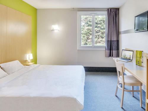 Фотография гостиницы B&B Hôtel ORANGE - Échangeur A7 A9