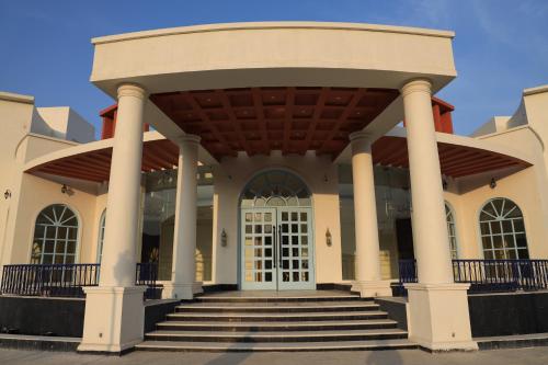 Фотография гостиницы Ramee Royal Resorts & Spa Udaipur