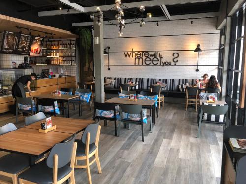 Фотография гостиницы Glur Phuket Patong Beach - SHA Certified