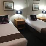 Фотография гостиницы Mariners Court Hotel