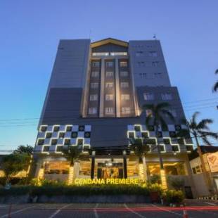 Фотографии гостиницы 
            Royal Singosari Cendana Surabaya