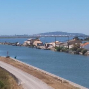Фотография гостевого дома Cabanès des Aresquiers Maison de vacances