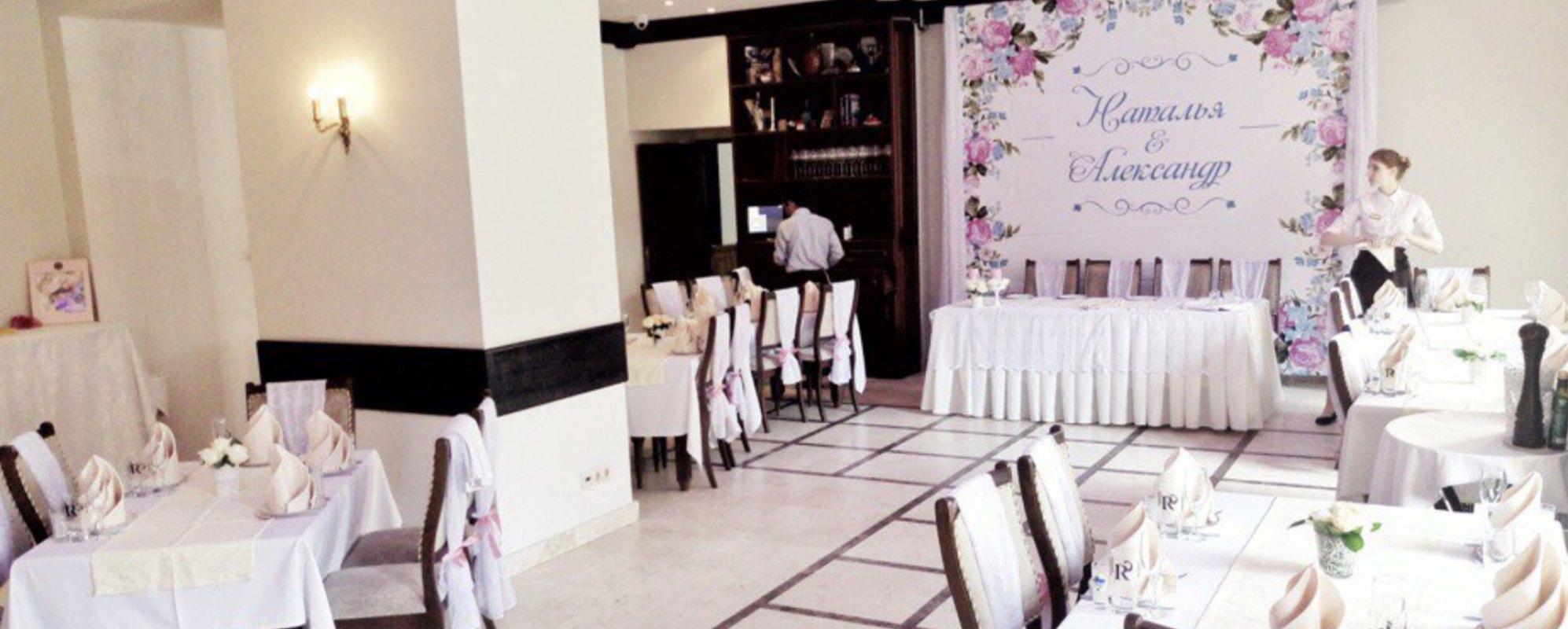 Фотографии банкетного зала ГубернаторЪ