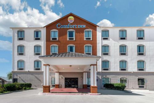Фотография гостиницы Comfort Inn Near UNT