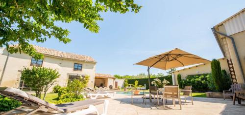 Фотография гостевого дома Le Mas du Batadou - Gite de charme en Provence