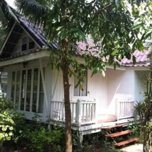 Фотографии гостиницы
Young Coconut Garden Home Resort