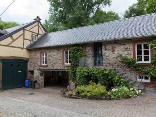 Фотография гостевого дома Lovely Holiday Home in Maring-Noviand near the Forest