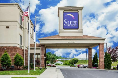 Фотография гостиницы Sleep Inn & Suites Danville Hwy 58