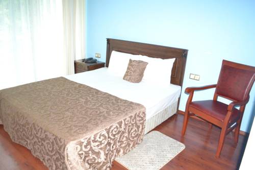 Фотография гостиницы Cameo Hotel