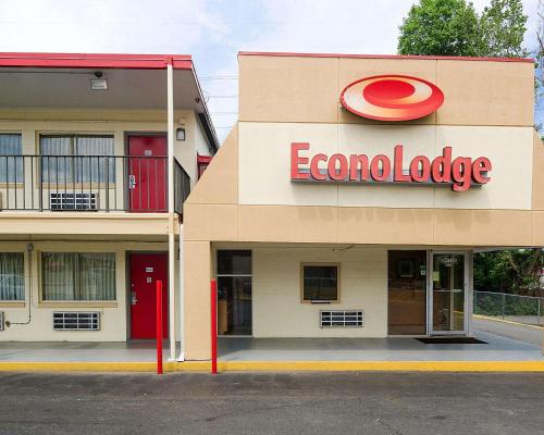 Фотография гостиницы Econo Lodge North Charlottesville