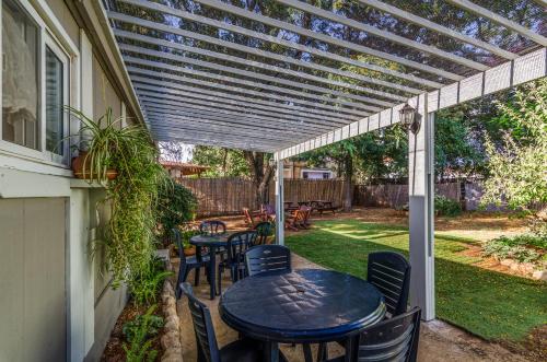 Фотография мини отеля Orna's Corner