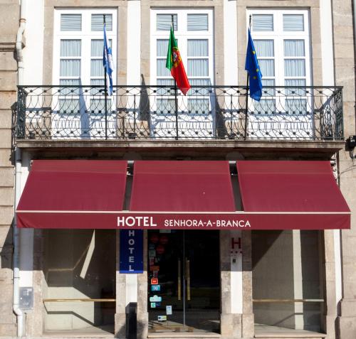 Фотографии гостиницы 
            Hotel Senhora A Branca
