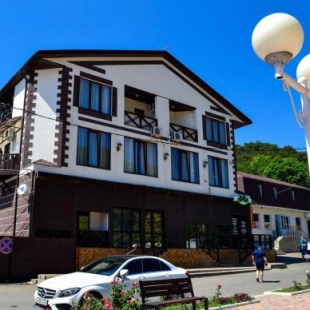 Фотография гостевого дома Джанхот