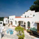 Фотография гостевого дома 伊豆下田 Beach House1