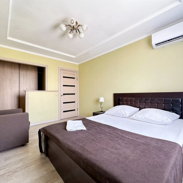 Фотографии квартиры 
            Квартира Однокомнатные Кудашева 110