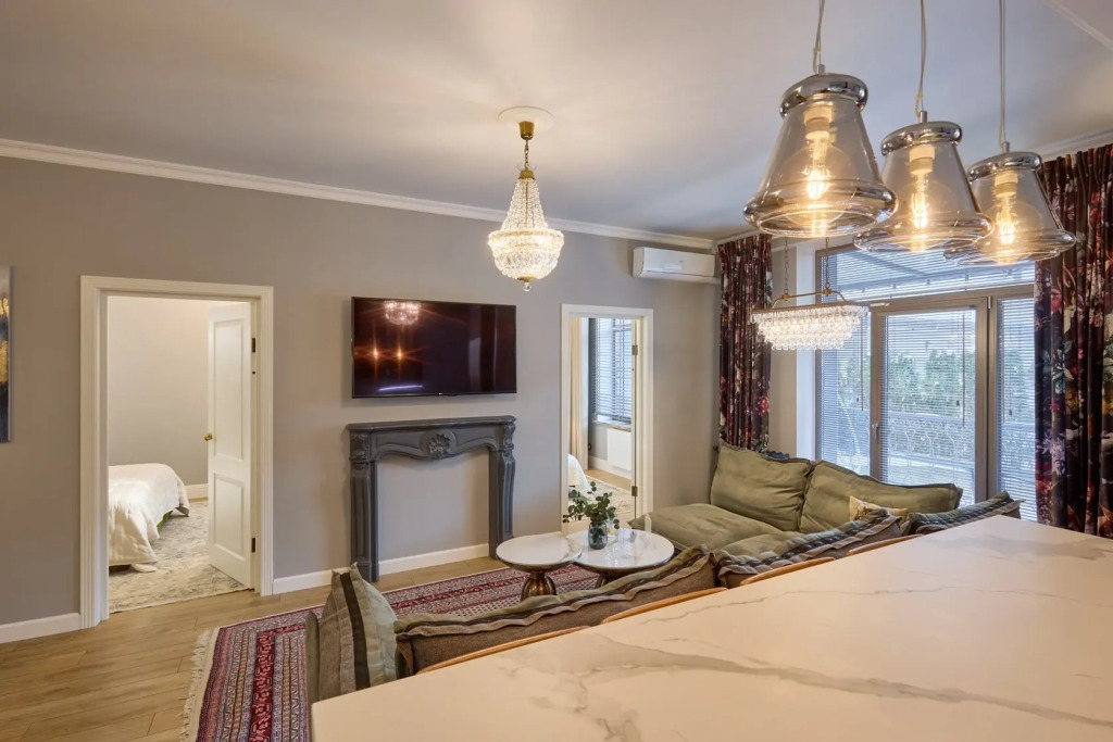 Фотография квартиры Апартаменты Дизайнерские Трехкомнатные  ЕвроУют в Стиле пост-модерн