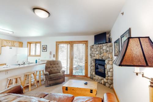 Фотография гостевого дома Riverview Condos