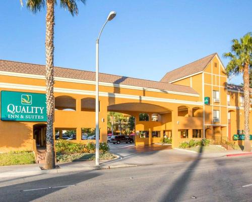 Фотография гостиницы Quality Inn & Suites Westminster - Seal Beach Westminster