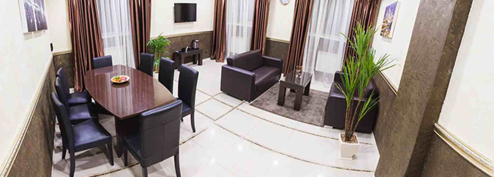 Фотография комнаты для переговоров VIP-зал