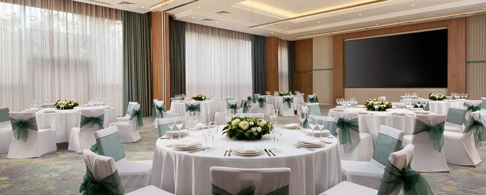 Фотографии конференц-зала Феррара+Сухум+Бургас+Вельс