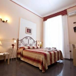 Фотографии мини отеля 
            B&B MediNaples