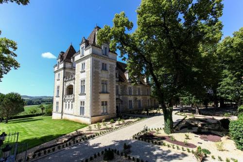 Фотография гостиницы Domaine du Château de Monrecour - Hôtel et Restaurant - Proche Sarlat