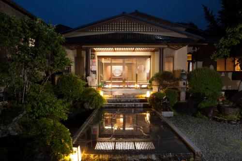 Фотография мини отеля Tatsuta Ryokan