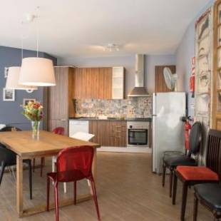 Фотографии гостевого дома
BCharming House