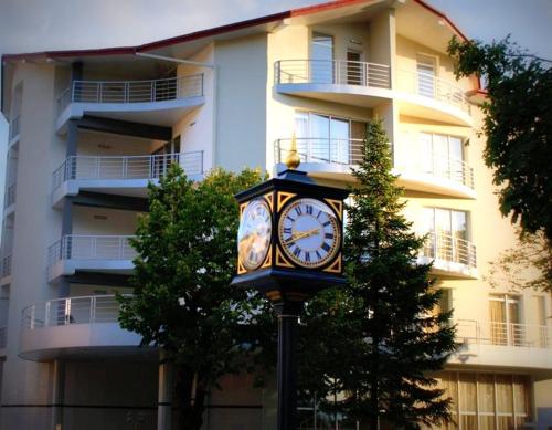 Фотография гостиницы Hills Plaza