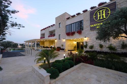 Фотография гостиницы Tantur Hills Hotel