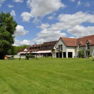 Фотографии гостиницы
Logis Le Relais De Pouilly