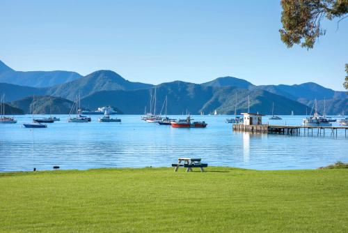 Фотография мотеля Bay Vista Waterfront Motel