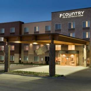 Фотографии гостиницы 
            Country Inn & Suites by Radisson, Indianola, IA