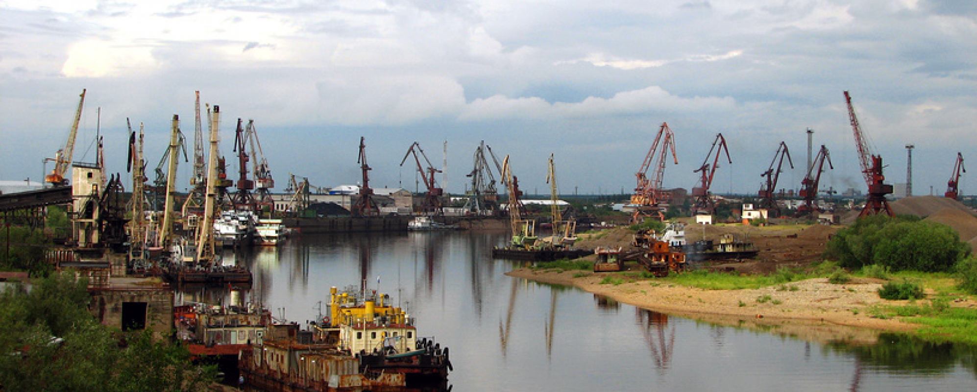 Фотографии транспортного узла Печорский речной порт