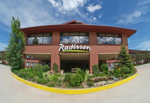 Фотография гостиницы Radisson Hotel Colorado Springs