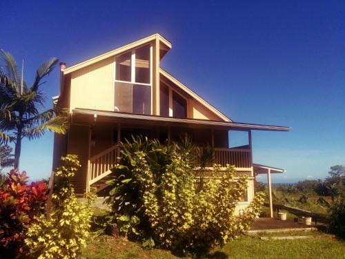 Фотография гостевого дома Hamakua House and Camping Cabanas