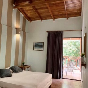 Фотография гостиницы Point Break Santa Teresa