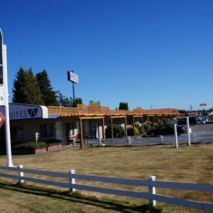 Фотографии мотеля
Westward Inn & Suites