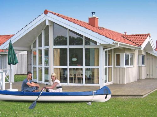 Фотография гостевого дома Three-Bedroom Holiday home in Otterndorf 2