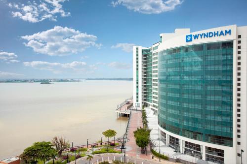 Фотография гостиницы Wyndham Guayaquil, Puerto Santa Ana